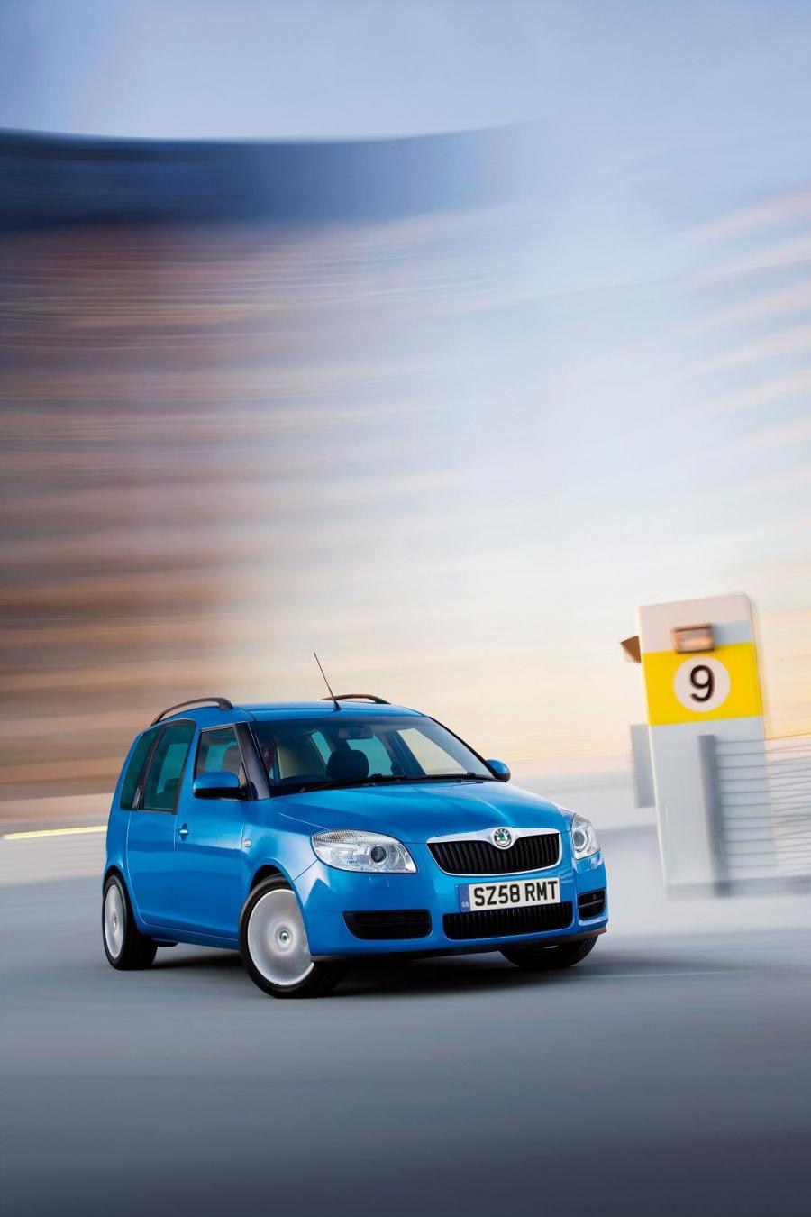  Skoda Roomster 2008 года  (фото 4 из 7)